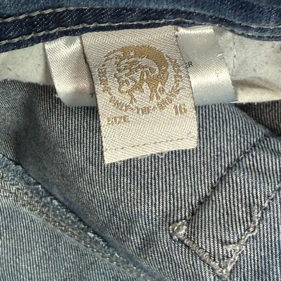 Diesel Kid Thanaz J US Straight Leg Destroyed Vintage Loose Fit Jeans in Wash KX - Picture 11 of 12